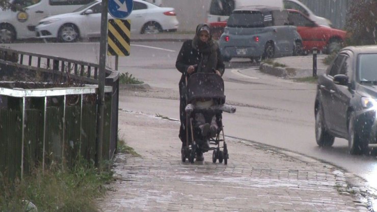 KAR YAĞIŞIYLA BEYAZA BÜRÜNEN AYDOS ORMANI HAVADAN GÖRÜNTÜLENDİ