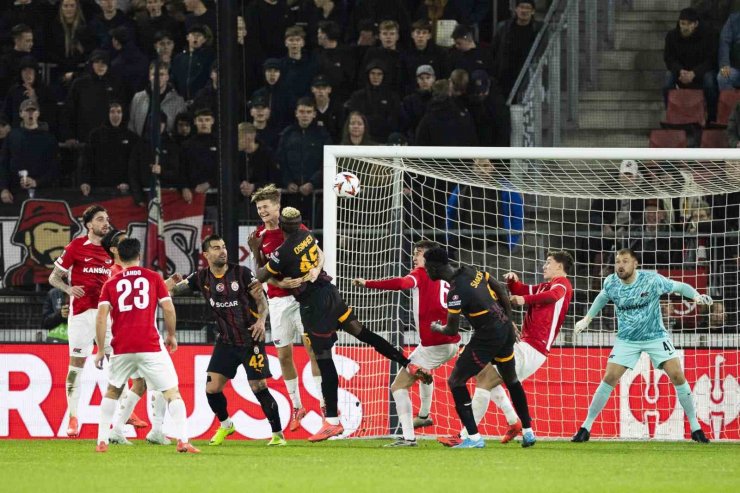 GALATASARAY, AZ ALKMAAR DEPLASMANINDA