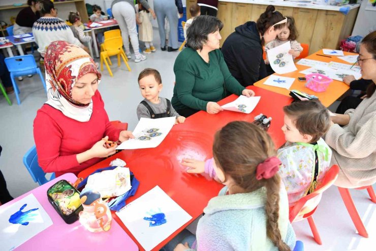 KÜÇÜK ÇOCUKLARA ÖZEL "OYNASIN DA BÜYÜSÜN" ETKİNLİKLERİ BAŞLADI