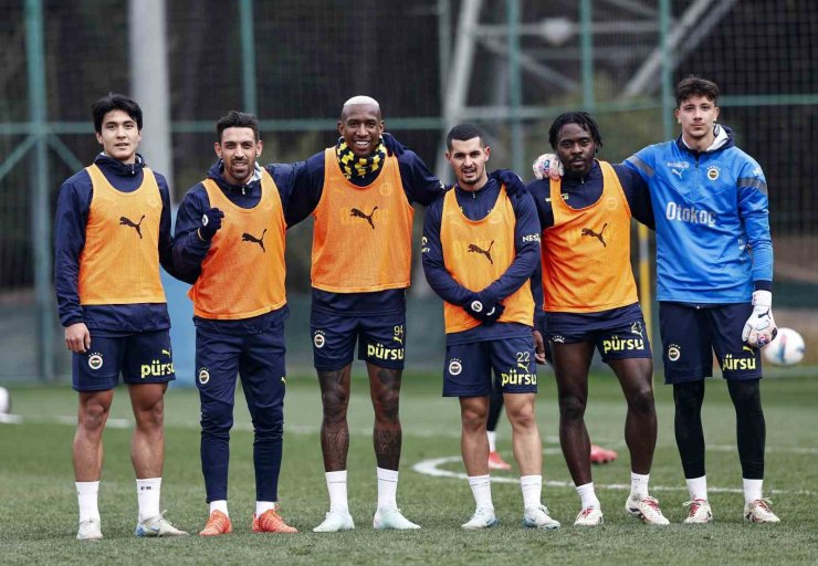 FENERBAHÇE, KASIMPAŞA MAÇI HAZIRLIKLARINA BAŞLADI
