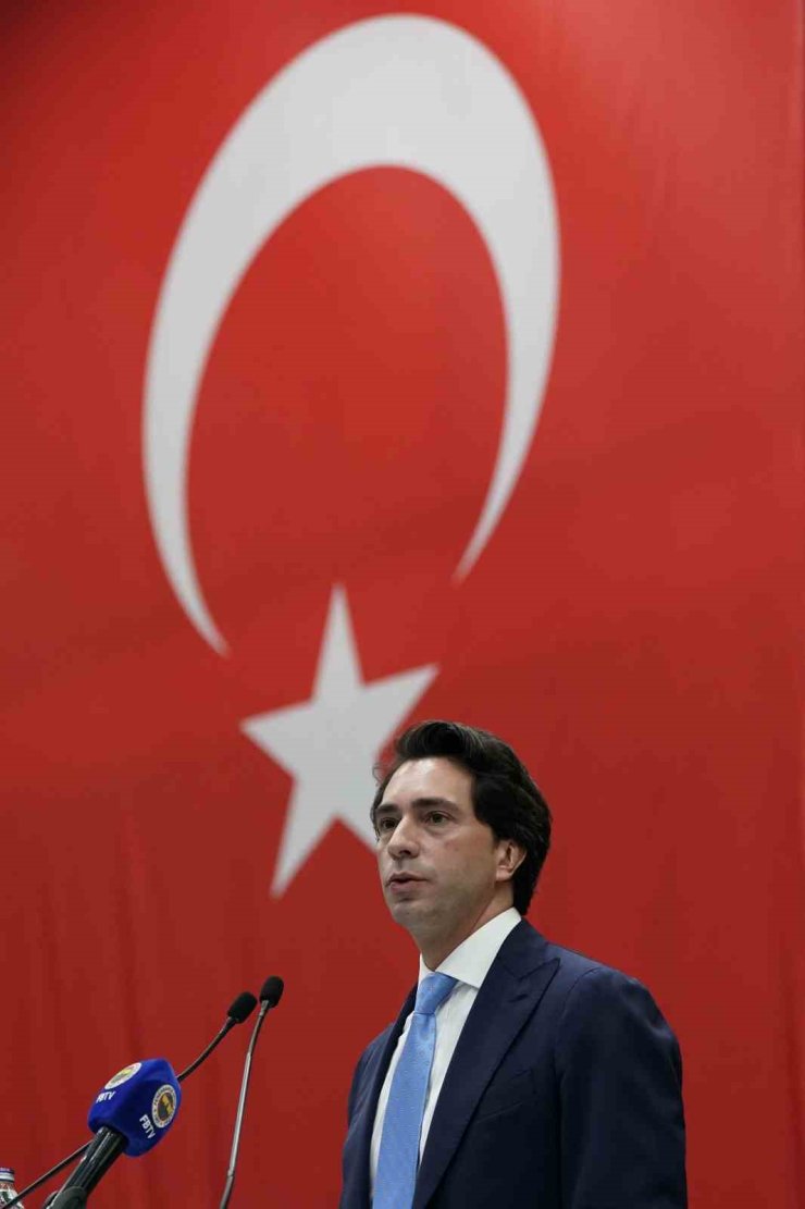 BURAK KIZILHAN: "ŞAMPİYONLUK İPİNİ GÖĞÜSLEYECEĞİMİZE YÜREKTEN İNANIYORUZ"