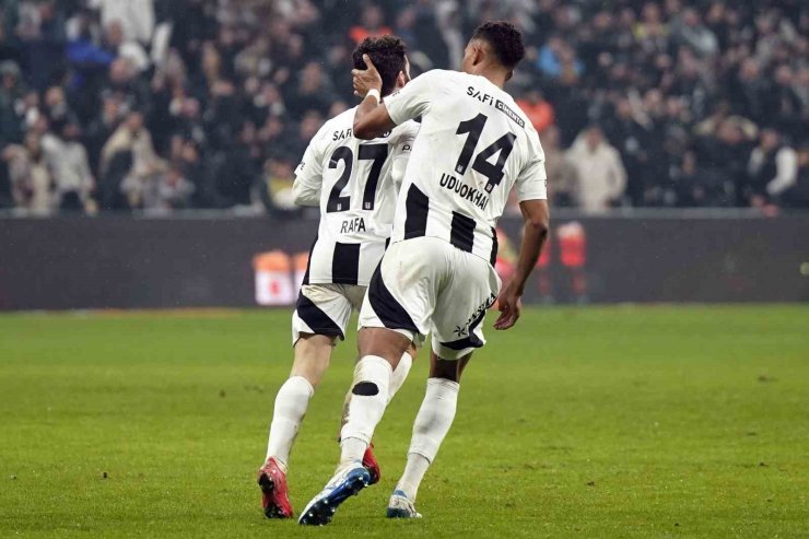 TRENDYOL SÜPER LİG: BEŞİKTAŞ: 2 - TRABZONSPOR: 1 (MAÇ SONUCU)