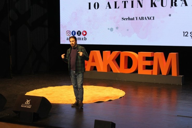 AKDEM’DEN "MUTLU EVLİLİKLER İÇİN 10 ALTIN KURAL" KONULU SEMİNER