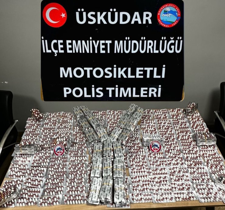 İSTANBUL’DA FİLM GİBİ TAKİP: ŞÜPHELİ ARAÇTAN 5 BİN ADET SENTETİK HAP ÇIKTI