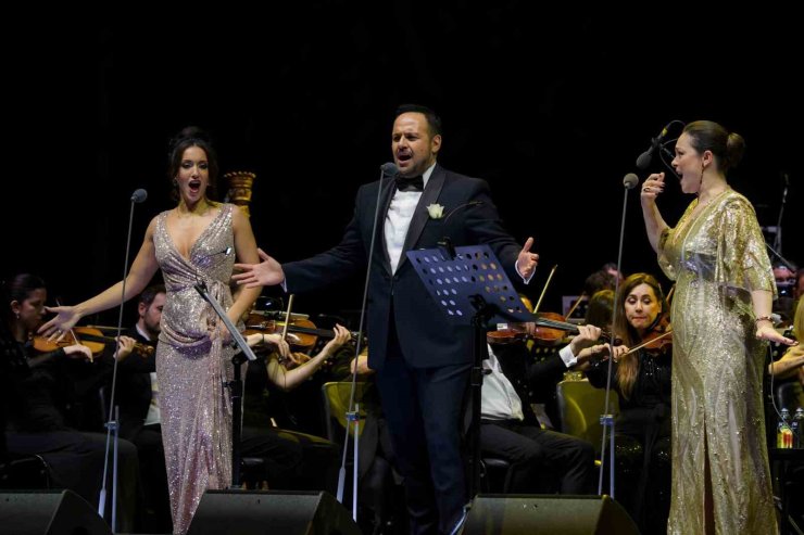 LİMAK FİLARMONİ ORKESTRASI YILIN İLK KONSERİNİ İSTANBUL’DA VERDİ