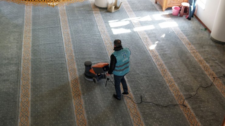 SİLİVRİ’DE CAMİLER RAMAZAN’A HAZIRLANIYOR