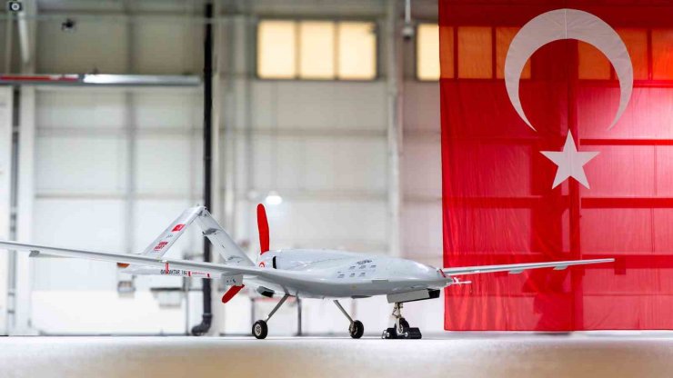BAYRAKTAR TB2 JANDARMADAKİ 10 BİN SAATLİK UÇUŞ SÜRESİNİ BAŞARIYLA TAMAMLADI