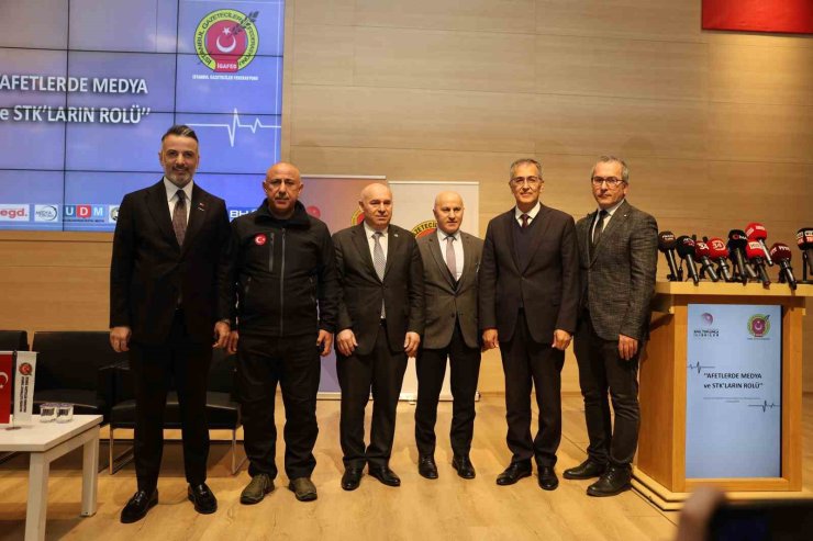 OLASI İSTANBUL DEPREMİNDE 39 İLÇENİN YARDIMINA 39 İL KOŞACAK
