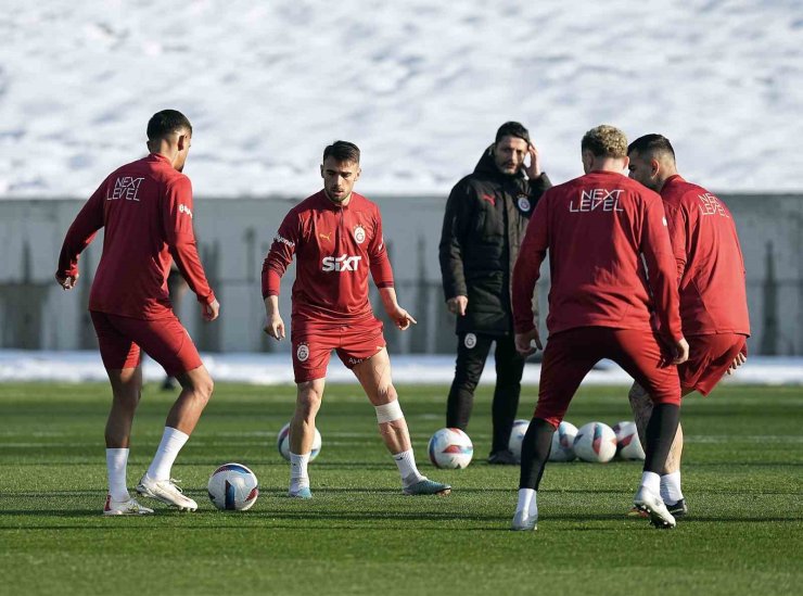 GALATASARAY, KONYASPOR MAÇINA HAZIR