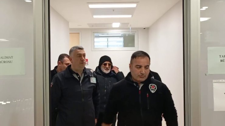 YÖNETMEN SİNAN ÇETİN SAVCILIĞA İFADE VERDİ