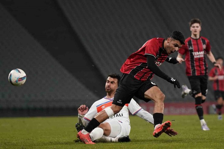 ZİRAAT TÜRKİYE KUPASI: FATİH KARAGÜMRÜK: 1 - İSKENDERUNSPOR: 2 (MAÇ SONUCU)