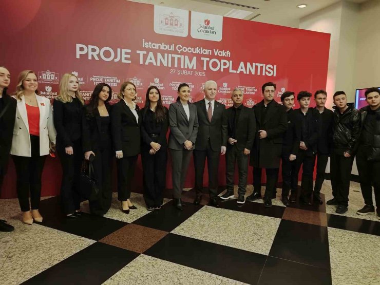 İSTANBUL VALİSİ GÜL: "50 BİN 300 AİLEYE SOSYAL EKONOMİK DESTEK VERİLİYOR"