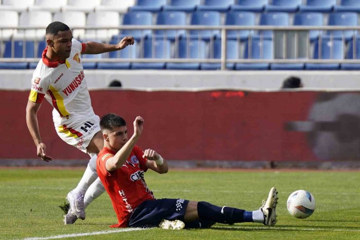 ZİRAAT TÜRKİYE KUPASI: KASIMPAŞA: 0 - GÖZTEPE: 2 (İLK YARI)