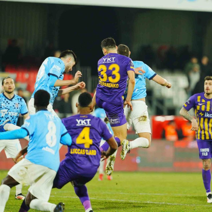 ZİRAAT TÜRKİYE KUPASI: EYÜPSPOR: 0 - BAŞAKŞEHİR: 0 (MAÇ SONUCU)