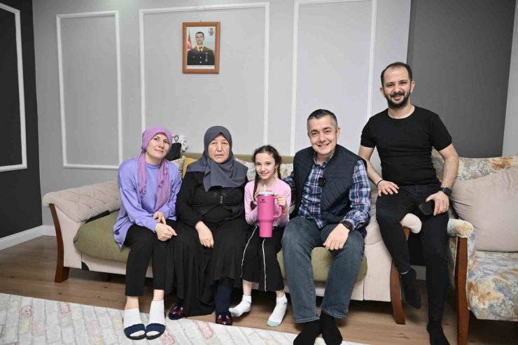 ESENYURT BELEDİYE BAŞKAN VEKİLİ İLK İFTARINI ŞEHİT AİLESİNİN EVİNDE YAPTI
