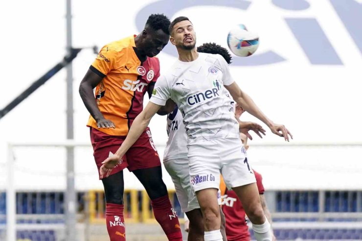 TRENDYOL SÜPER LİG: KASIMPAŞA: 0 - GALATASARAY: 1 (MAÇ DEVAM EDİYOR)