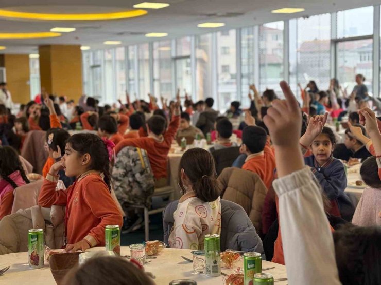 KAĞITHANE’DE ÇOCUKLARA ÖZEL TEKNE ORUCU PROGRAMI