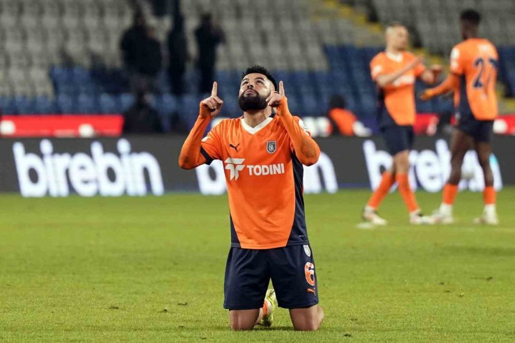 TRENDYOL SÜPER LİG: BAŞAKŞEHİR: 1 - SİVASSPOR: 0 (MAÇ SONUCU)