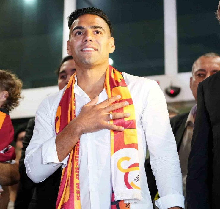 RADAMEL FALCAO, 39 YAŞINDA FUTBOLU BIRAKTI