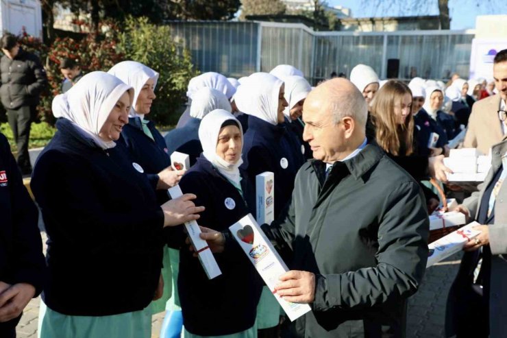BÜYÜKÇEKMECE’DE 8 MART KADINLAR GÜNÜ’NDE KADIN İSTİHDAMINA ANLAMLI DESTEK