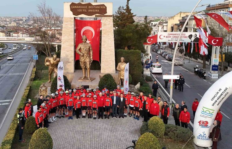 65 BİSİKLETÇİ ÇANAKKALE ŞEHİTLERİ ANISINA 300 KİLOMETRE PEDAL ÇEVİRECEK