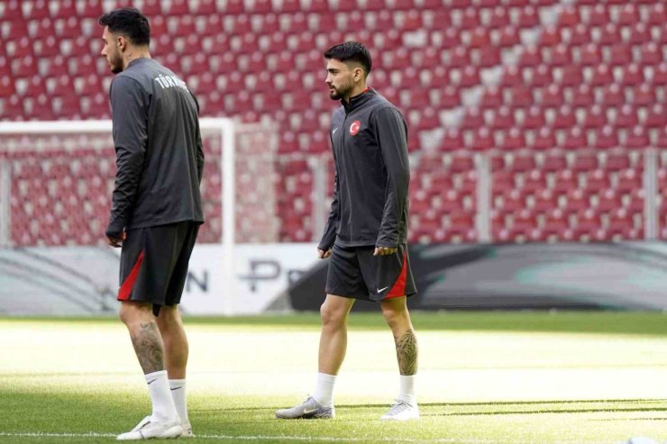 A MİLLİ FUTBOL TAKIMI, MACARİSTAN MAÇINA HAZIR