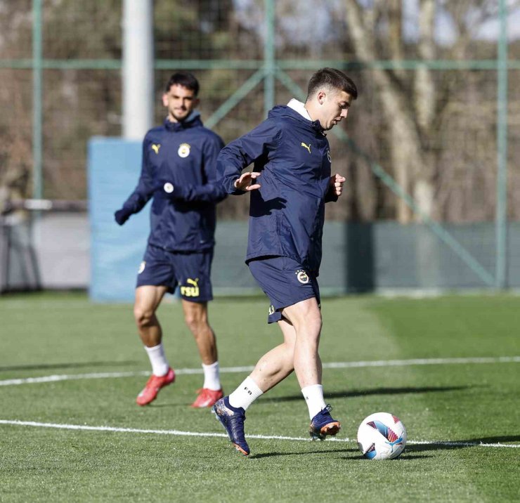 FENERBAHÇE, BODRUM FK MAÇI HAZIRLIKLARINI SÜRDÜRDÜ