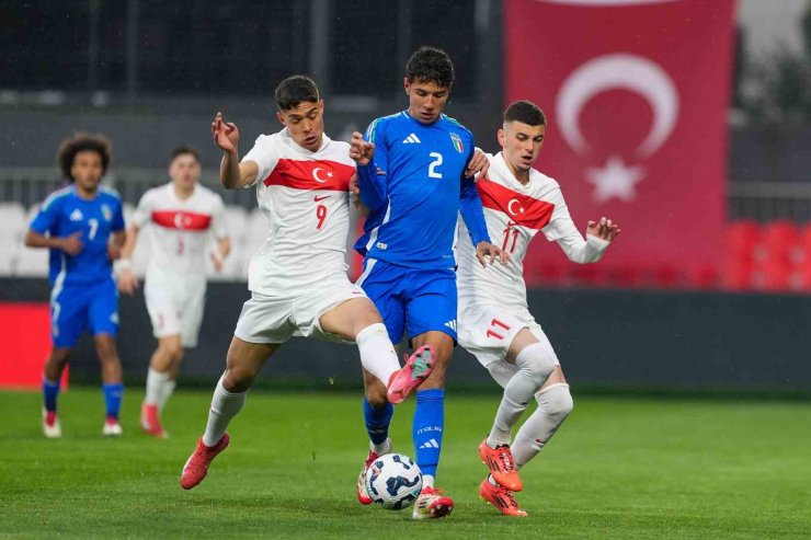 U20 MİLLİ FUTBOL TAKIMI, İTALYA’YA 3-0 MAĞLUP OLDU