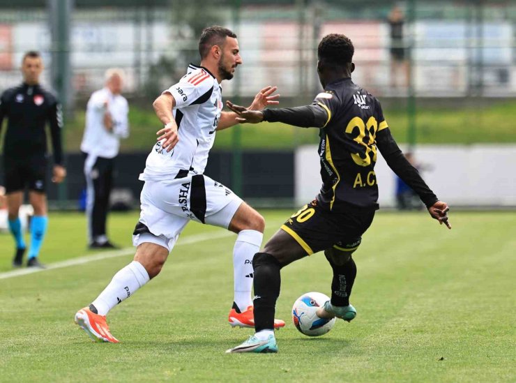 BEŞİKTAŞ, HAZIRLIK MAÇINDA İSTANBULSPOR’A MAĞLUP OLDU