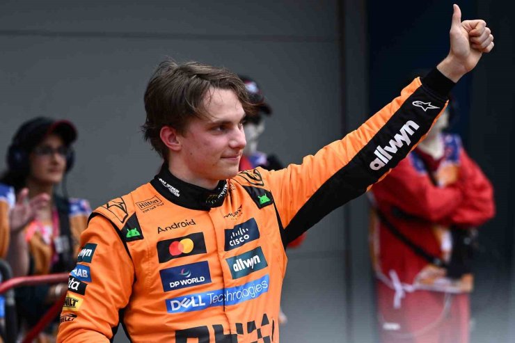 FORMULA 1 ÇİN GP’SİNDE KAZANAN OSCAR PİASTRİ OLDU