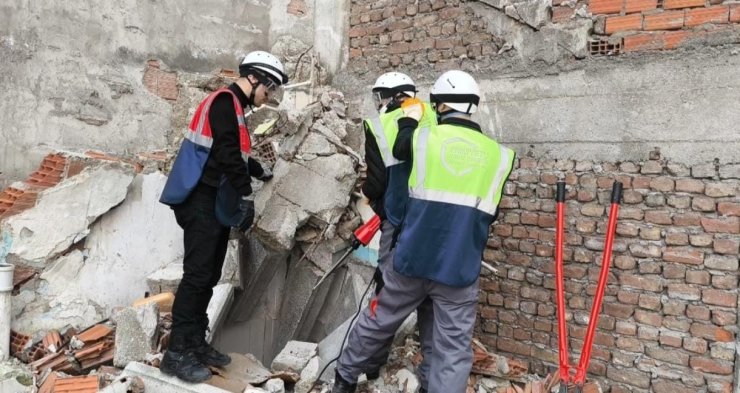 İSTANBUL’DA GERÇEĞİNİ ARATMAYAN ARAMA KURTARMA TATBİKATI