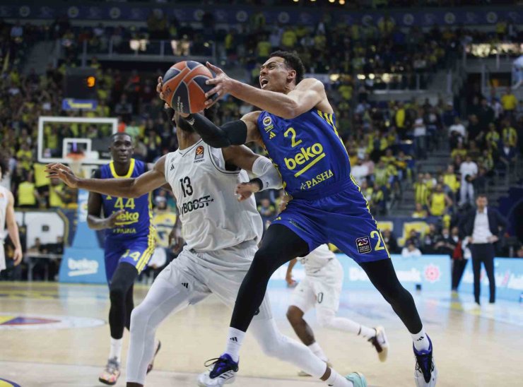 FENERBAHÇE, EUROLEAGUE’DE PLAY-OFF’U GARANTİLEDİ