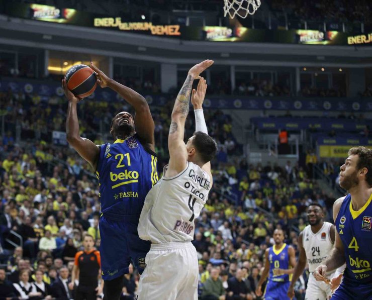 FENERBAHÇE, EUROLEAGUE’DE PLAY-OFF’U GARANTİLEDİ