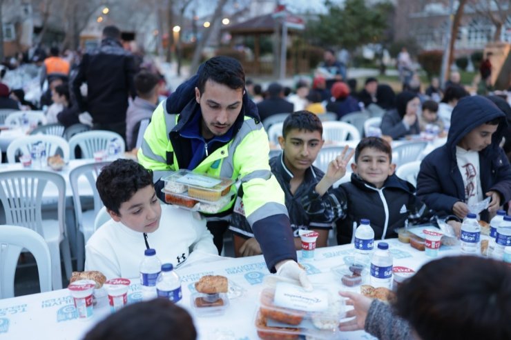SİLİVRİ BELEDİYESİ, MİMAR SİNAN MAHALLESİ’NDE RAMAZAN İFTAR PROGRAMI DÜZENLEDİ