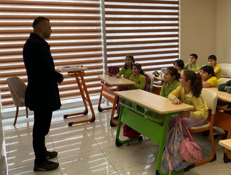 MALTEPE’DE MİNİKLERE YEREL YÖNETİM DERSİ