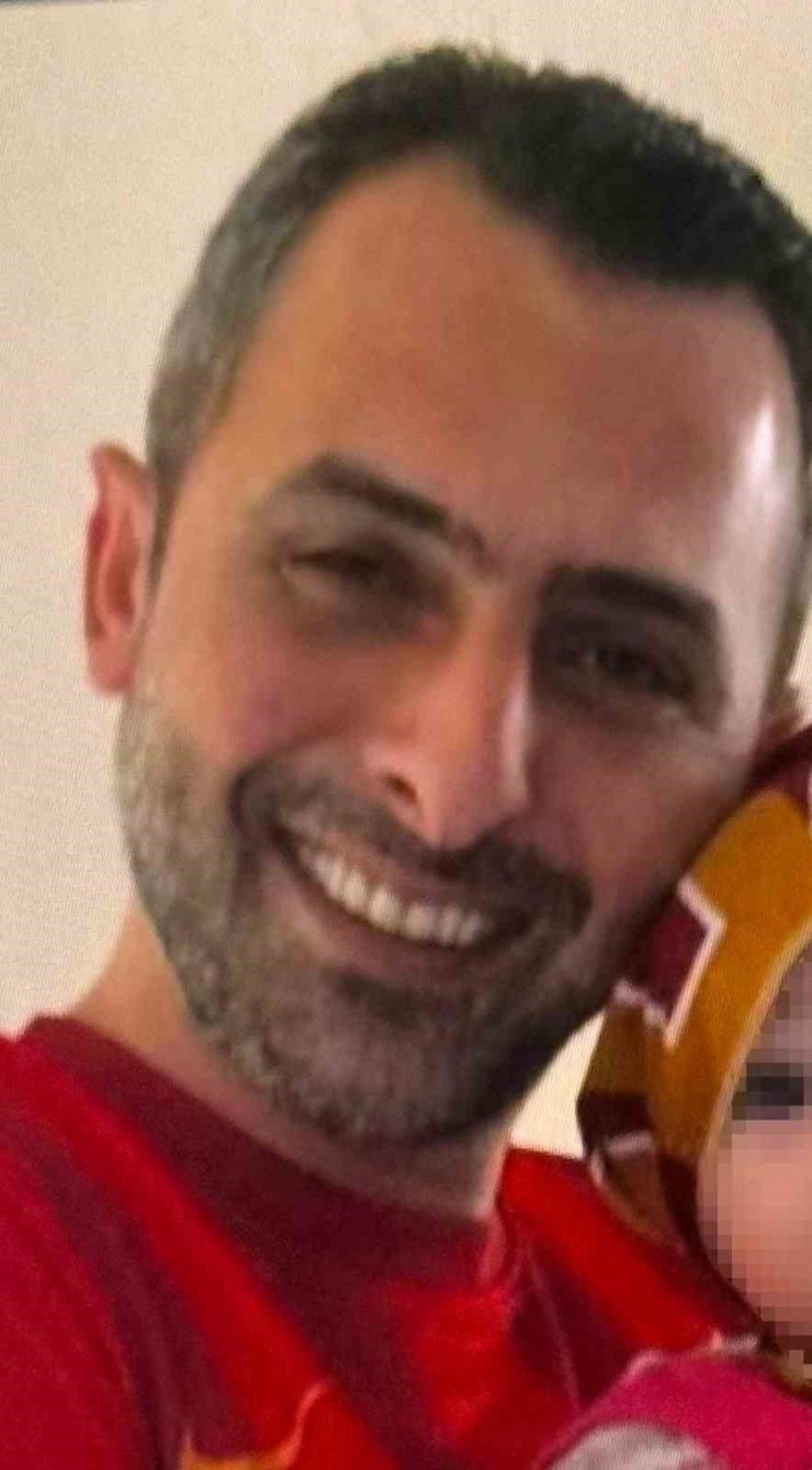 AVCILAR’DA ESKİ EŞİN ÖLDÜRDÜĞÜ, ANNE VE KIZI SON YOLCUĞUNA UĞURLANDI