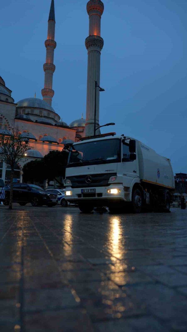 MALTEPE’DE BAYRAM TEMİZLİĞİ