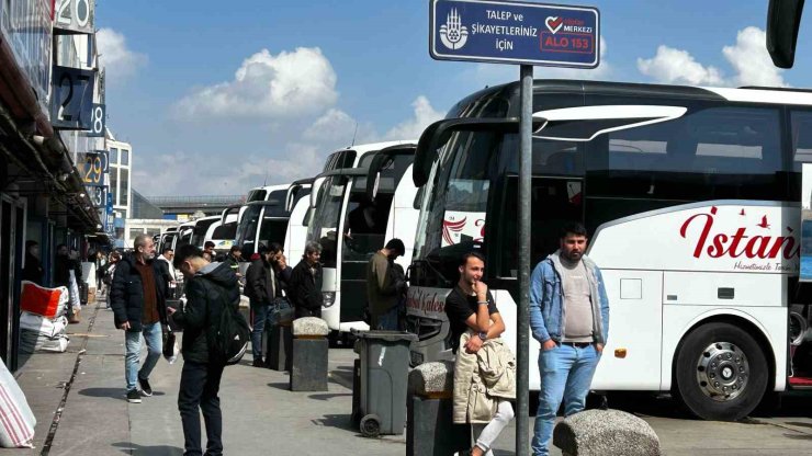 BÜYÜK İSTANBUL OTOGARI’NDA BAYRAM YOĞUNLUĞU