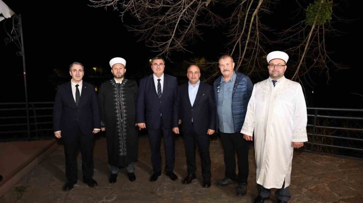 SULTANGAZİ BELEDİYESİ İFTAR SOFRALARINI BALKAN ÜLKELERİNE TAŞIDI