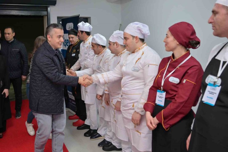 ESENYURT BELEDİYESİ RAMAZAN AYINDA 285 BİN KİŞİYİ İFTAR SOFRALARINDA AĞIRLADI