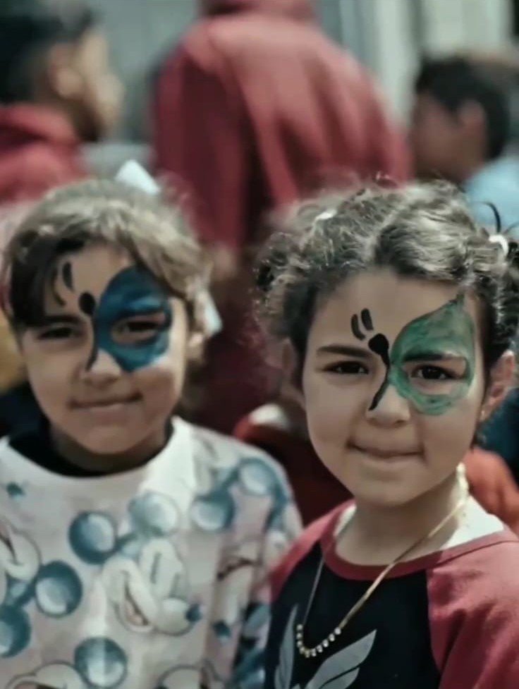 PENDİK BELEDİYESİNİN HAZIRLADIĞI BAYRAMLIKLAR GAZZELİ ÇOCUKLARA ULAŞTI