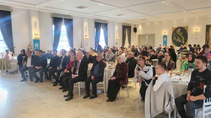 İSTANBUL VALİSİ DAVUT GÜL’DEN DARÜLACEZE’YE BAYRAM ZİYARETİ