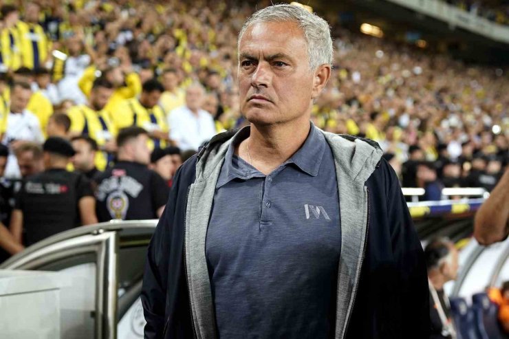 JOSE MOURİNHO İLE OKAN BURUK 3. KEZ RAKİP