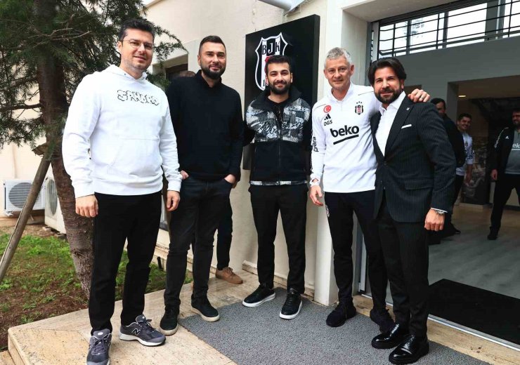 BAŞKAN SERDAL ADALI, TAKIMLA BAYRAMLAŞTI