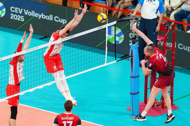 2025 CEV KUPASI: ASSECO RESOVİA RZESZOW: 2 - ZİRAAT BANKKART: 3