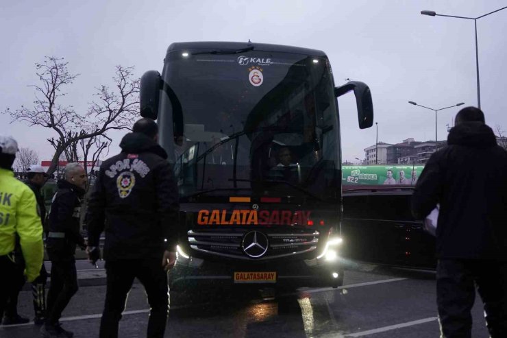 GALATASARAY, ÜLKER STADYUMU’NA GELDİ