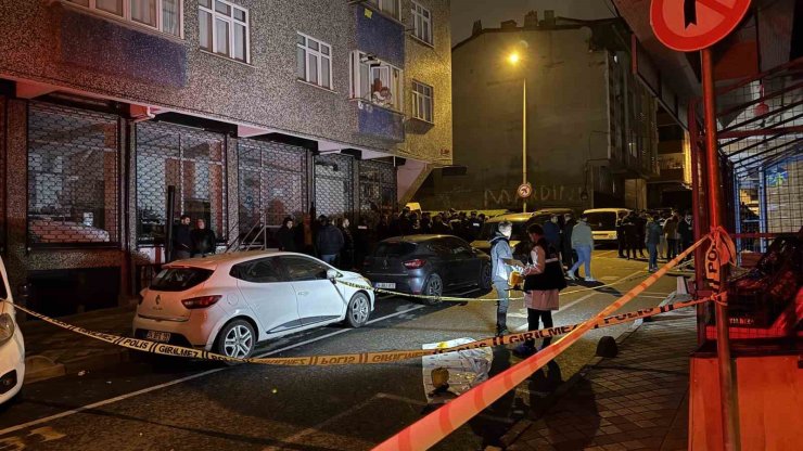 BAĞCILAR’DA KİMLİK KONTROLÜNDEKİ ŞAHISLAR BEKÇİLERE ATEŞ AÇTI: 1 BEKÇİ AĞIR YARALI