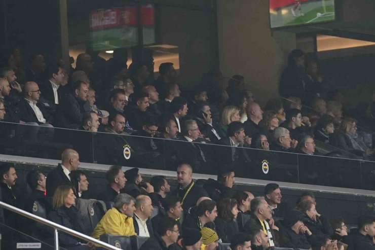 ZİRAAT TÜRKİYE KUPASI: FENERBAHÇE: 1 - GALATASARAY: 2 (İLK YARI)