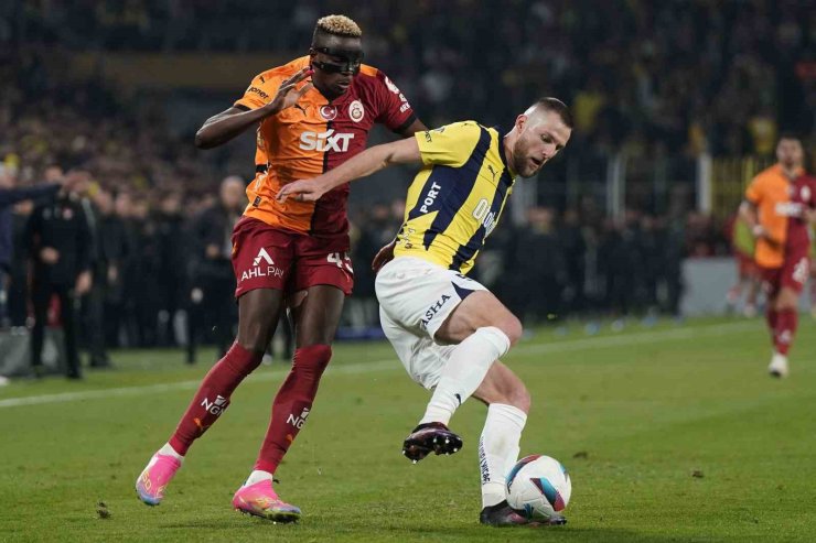 ZİRAAT TÜRKİYE KUPASI: FENERBAHÇE: 1 - GALATASARAY: 2 (MAÇ SONUCU)