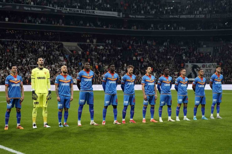 ZİRAAT TÜRKİYE KUPASI: BEŞİKTAŞ: 0 - GÖZTEPE: 0 (MAÇ DEVAM EDİYOR)